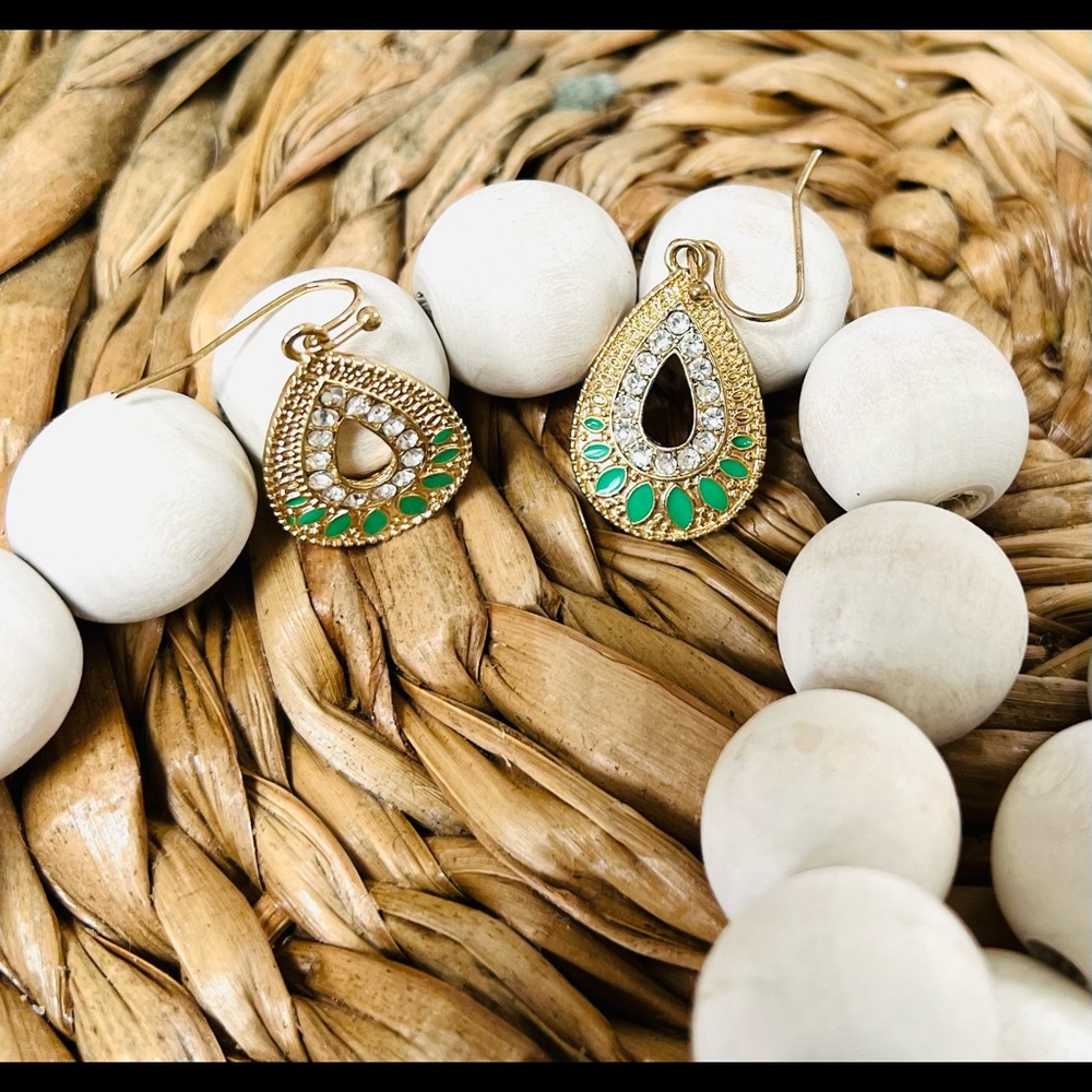 Earrings gold and green dangles